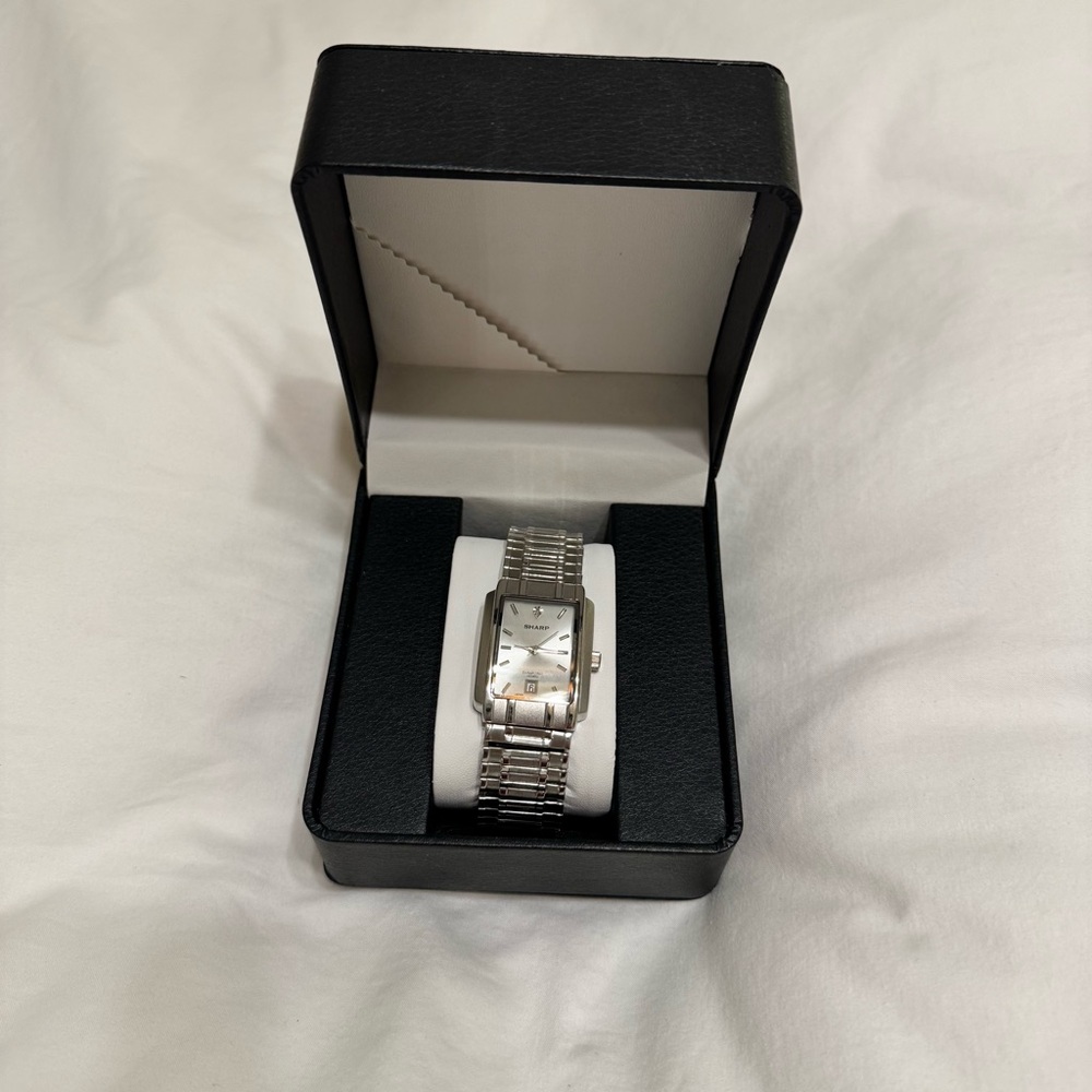 Sharp Silver‑Tone Stretch Bracelet Watch – NWOT, Rectangular Face